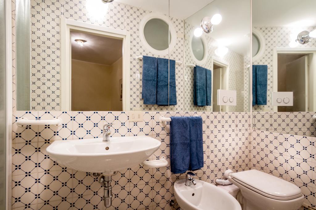 Lake Charming Apartment Cernobbio Phòng bức ảnh